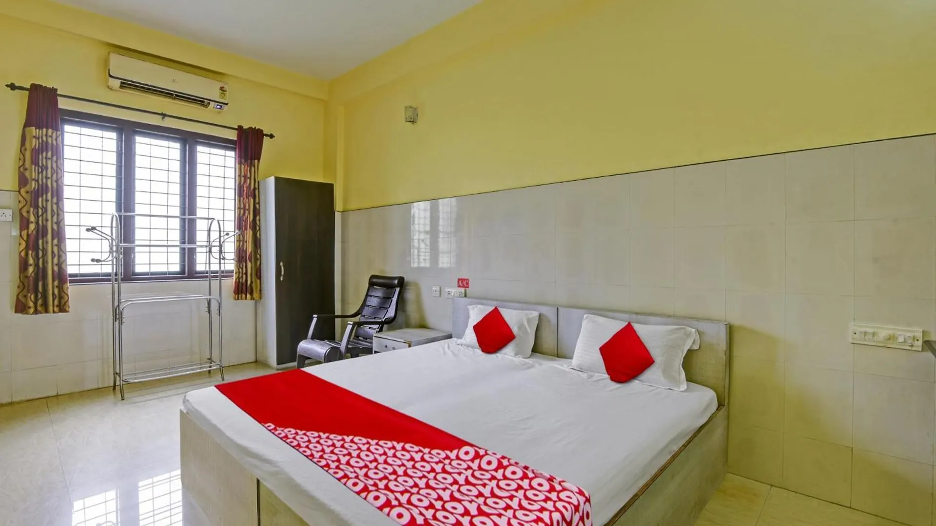 Hotel O Malabar Tourist Home Koduvally Kunnamangalam